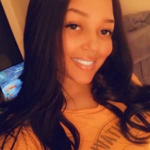 Meet your Posher, Lanaya